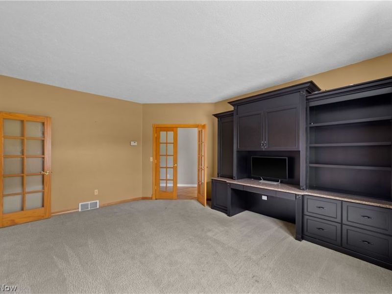 9577 Fair Road, Strongsville, OH 44149 Photo 6