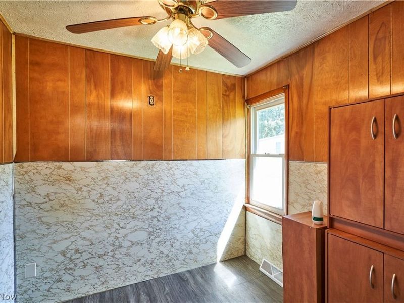 4293 Summit Road , Norton, OH 44203 Photo 7