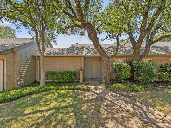 5737 N Scout Island CIR, Austin, TX 78731
