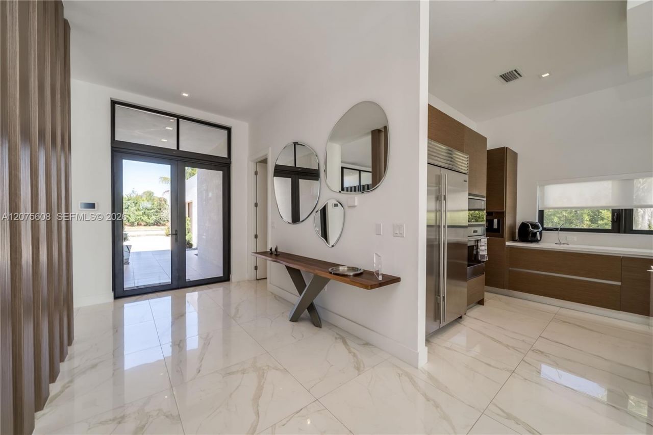 16600 Sunset Way , Weston, FL 33326 Photo