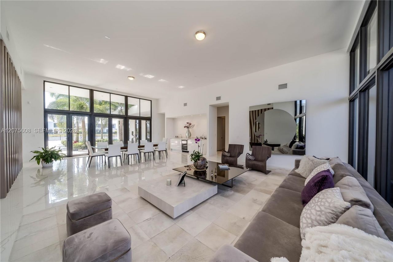16600 Sunset Way, Weston, FL 33326 Photo