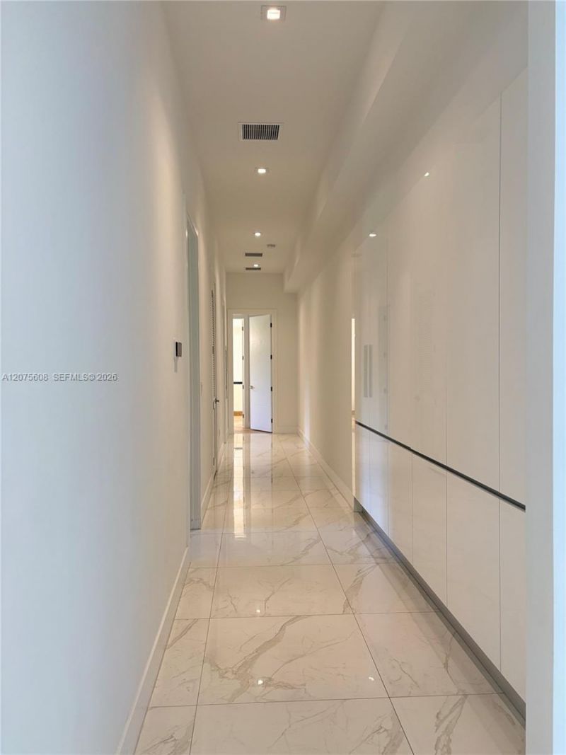 16600 Sunset Way , Weston, FL 33326 Photo