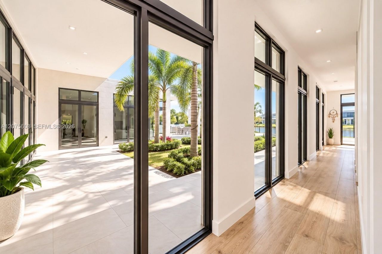 16600 Sunset Way, Weston, FL 33326 Photo