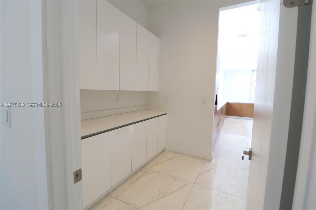 16600 Sunset Way , Weston, FL 33326 Photo