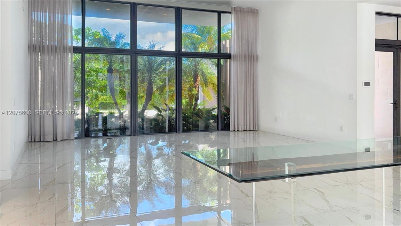 16600 Sunset Way, Weston, FL 33326 Photo