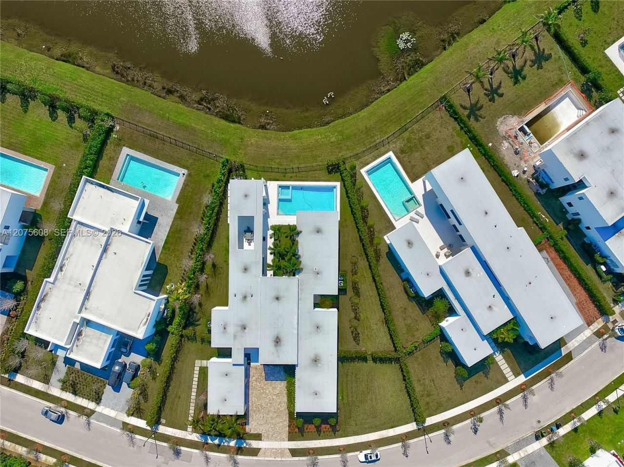 16600 Sunset Way , Weston, FL 33326 Photo
