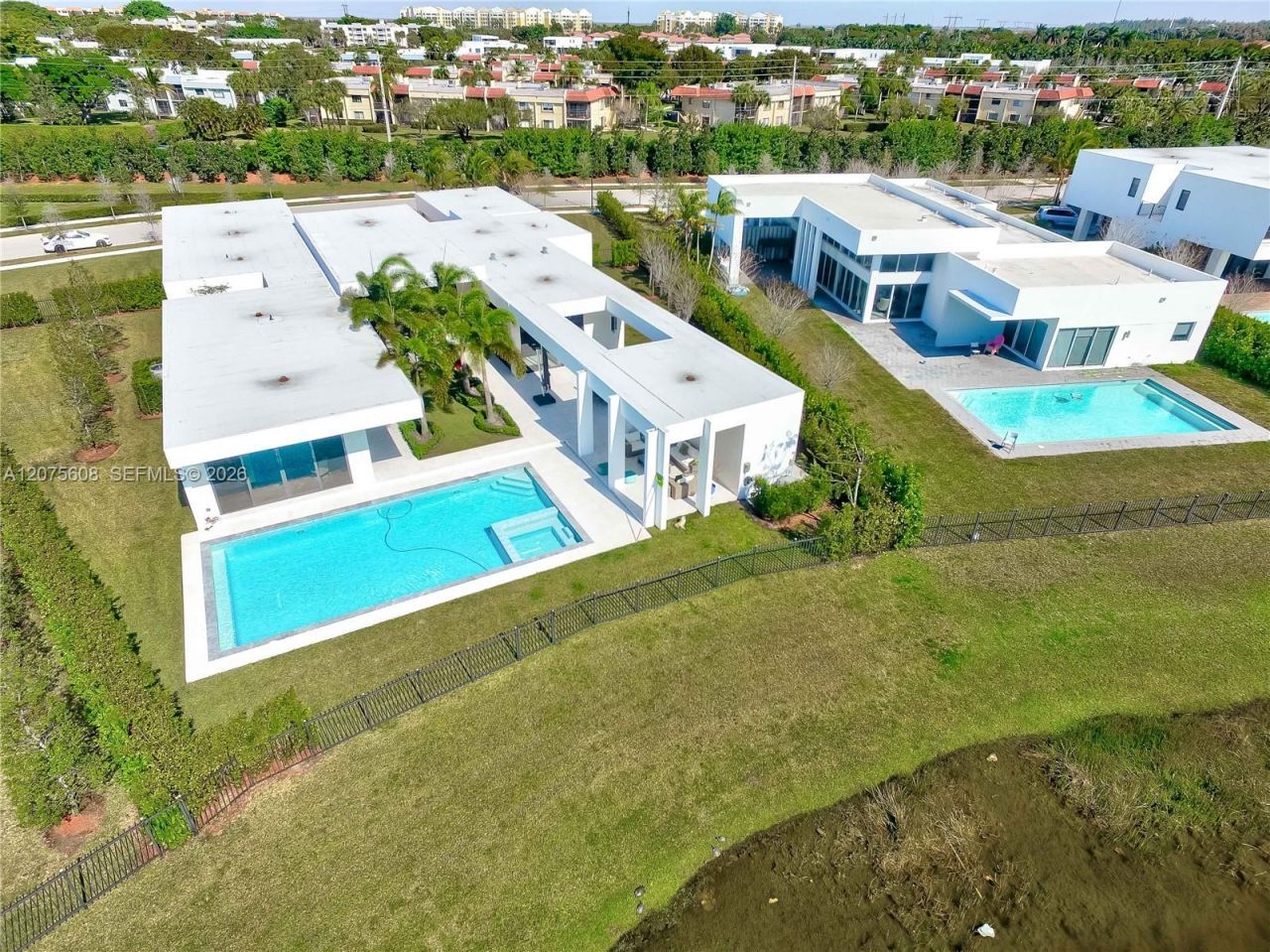 16600 Sunset Way , Weston, FL 33326 Photo