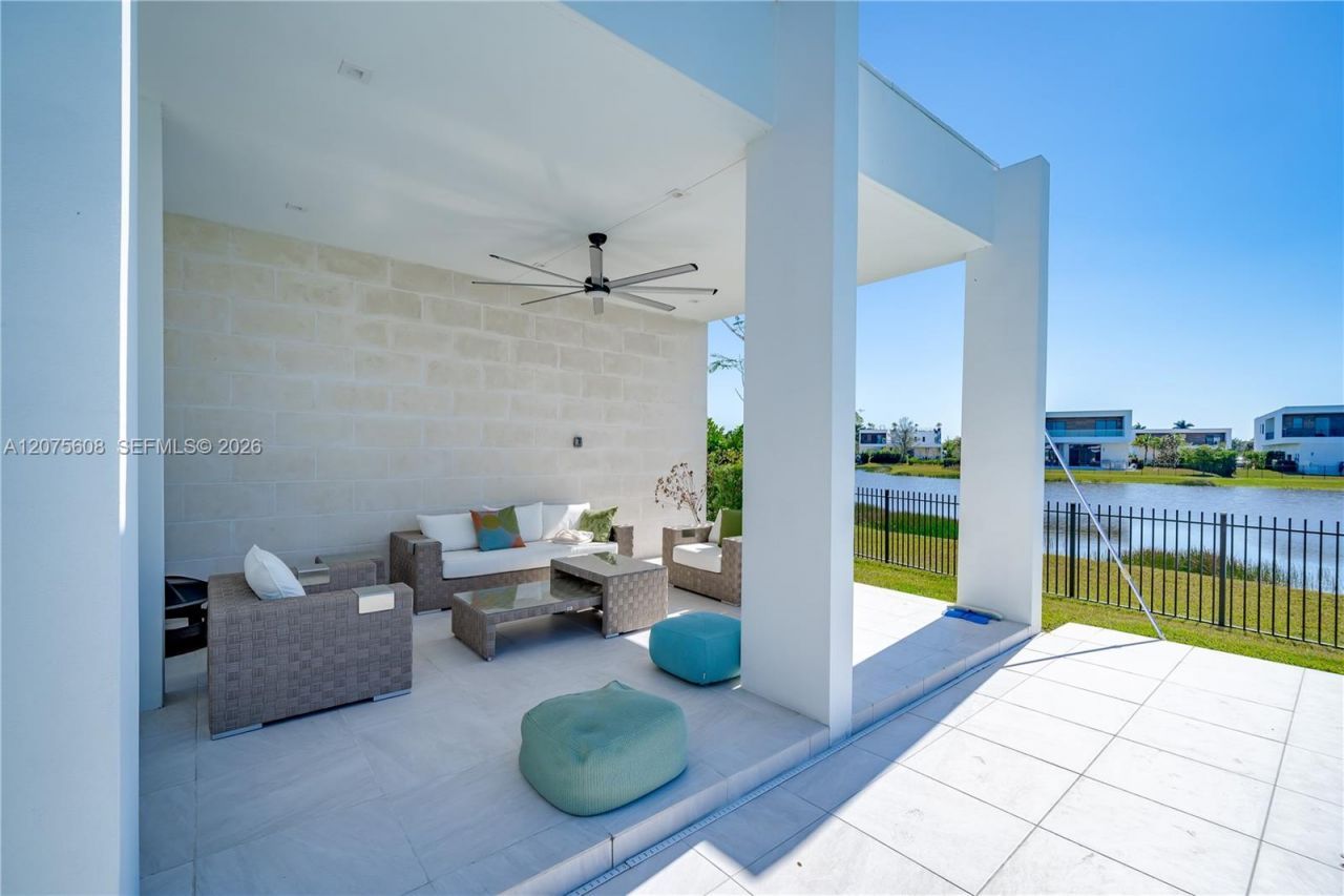 16600 Sunset Way , Weston, FL 33326 Photo