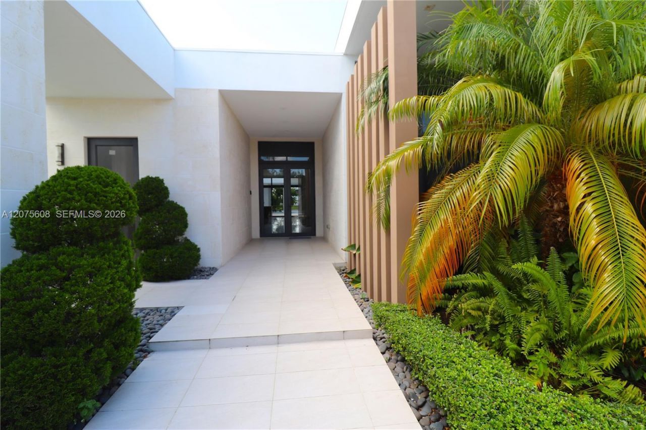 16600 Sunset Way , Weston, FL 33326 Photo
