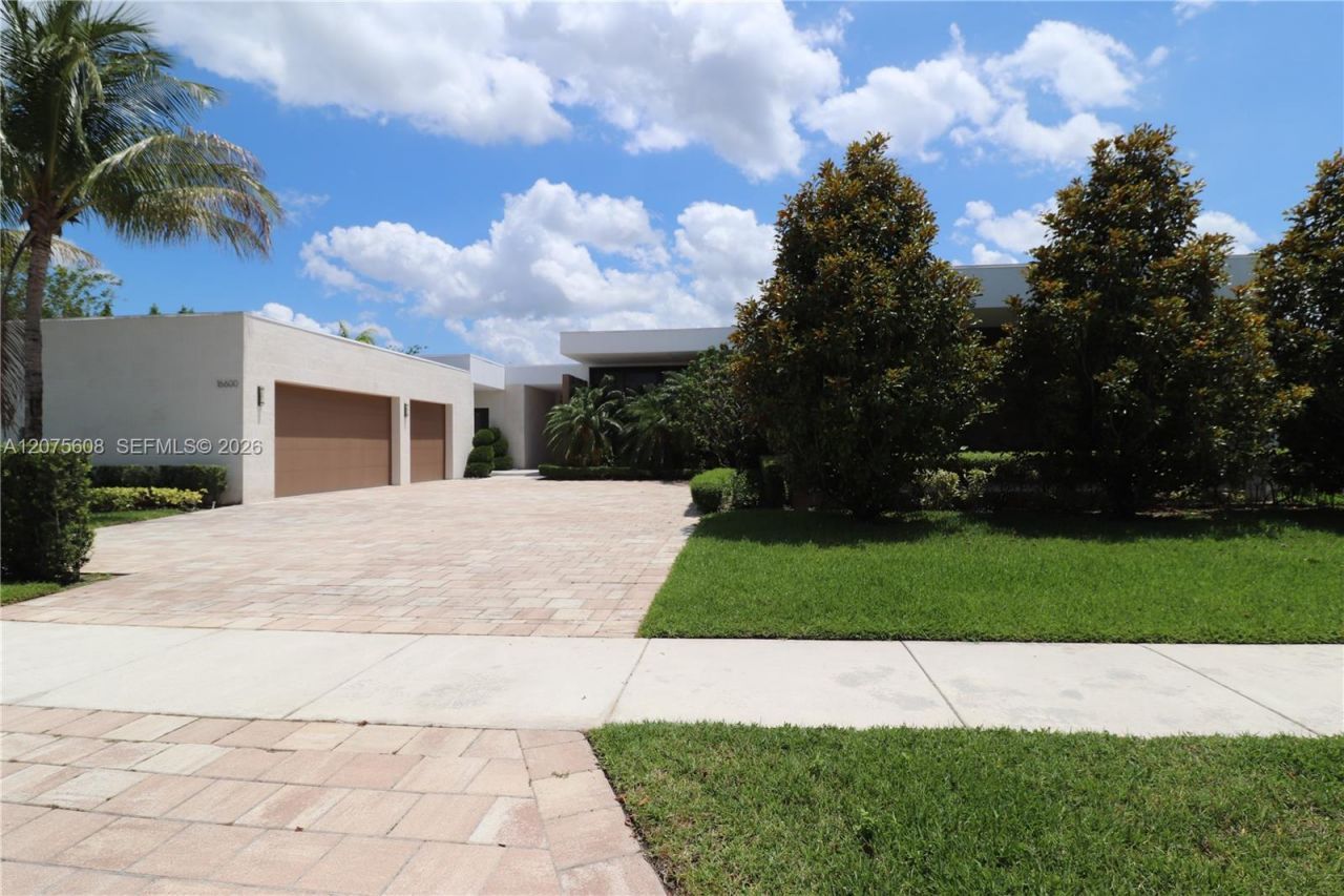 16600 Sunset Way, Weston, FL 33326 Photo