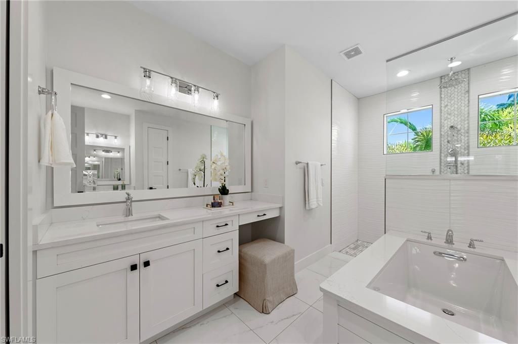 18151 Parkridge Cir, Fort Myers, FL 33908 Photo