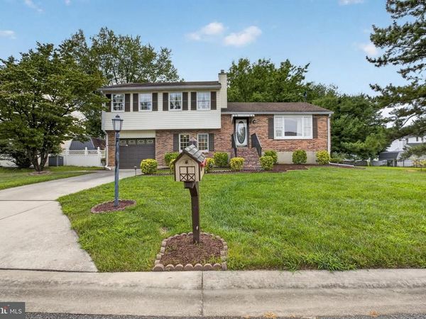617 GREEN SPRING DRIVE, BEAR, DE 19701