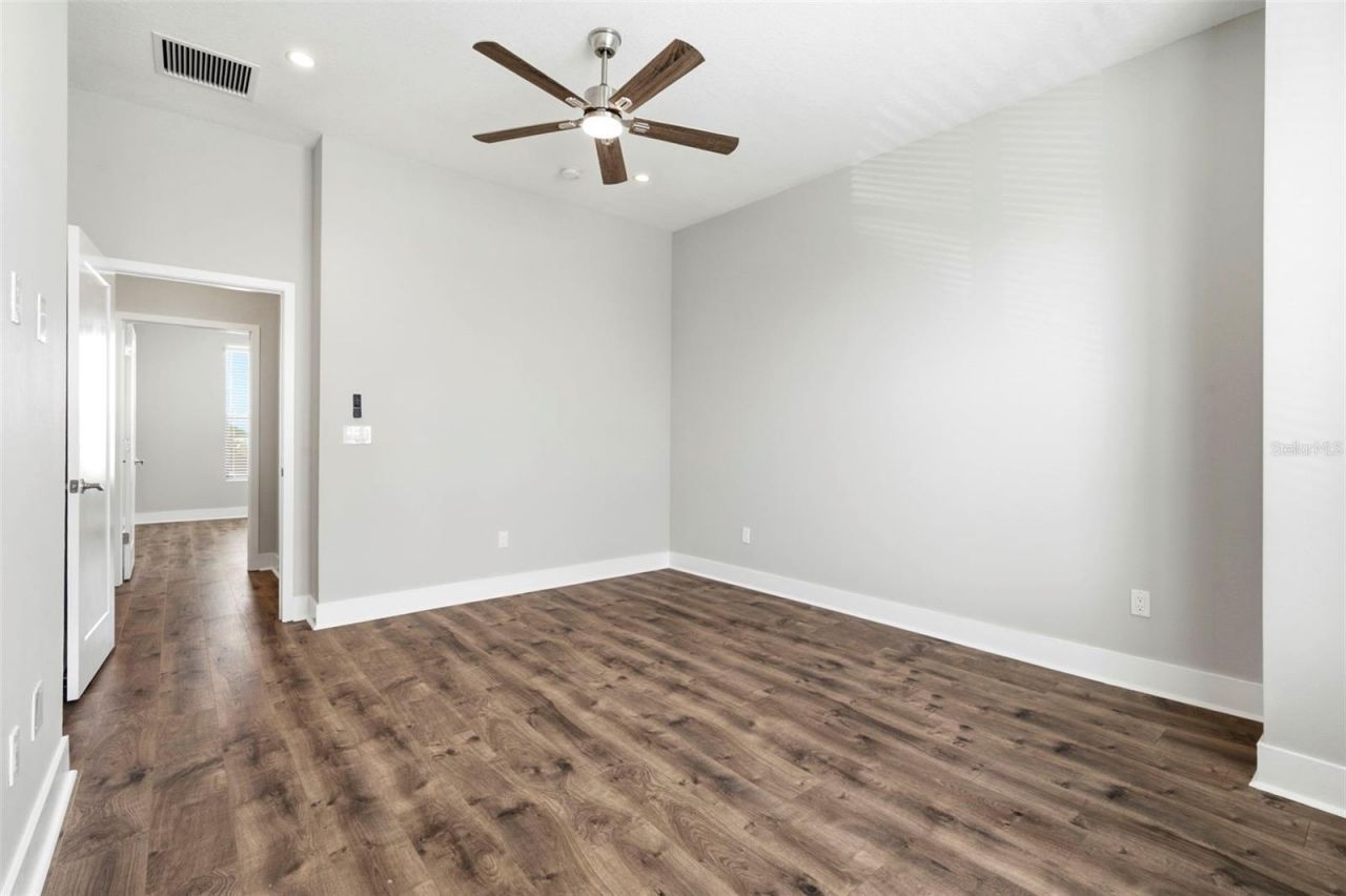 4810 W Mcelroy Avenue , Unit 7, Tampa, FL 33611 Photo