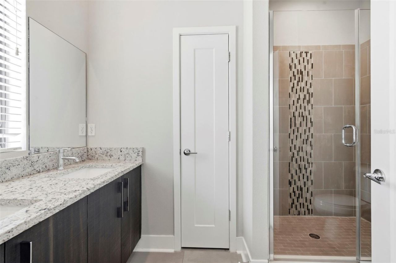 4810 W Mcelroy Avenue , Unit 7, Tampa, FL 33611 Photo