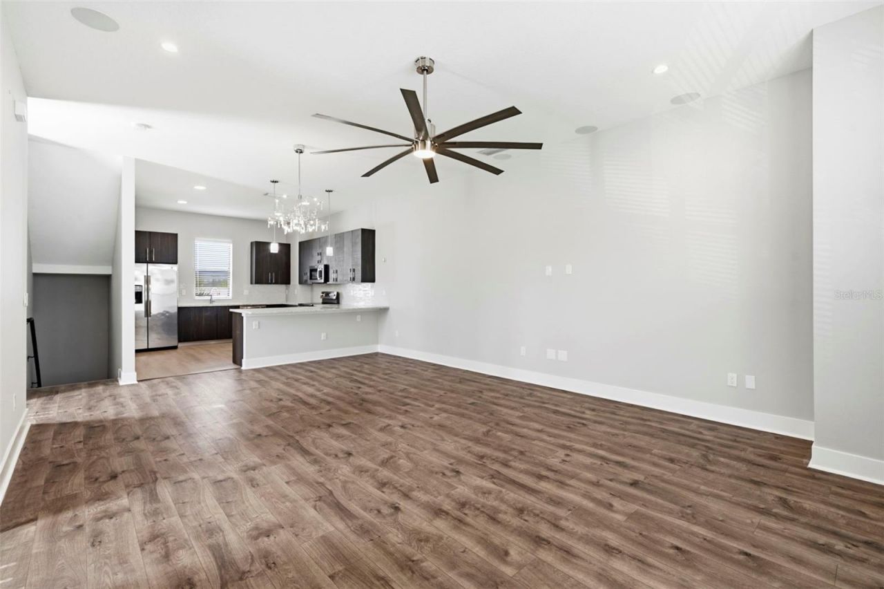 4810 W Mcelroy Avenue , Unit 7, Tampa, FL 33611 Photo