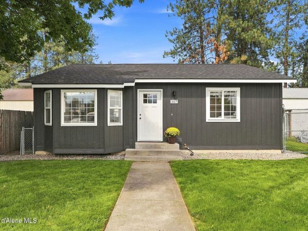 307 E 10th AVE , Post Falls, ID 83854