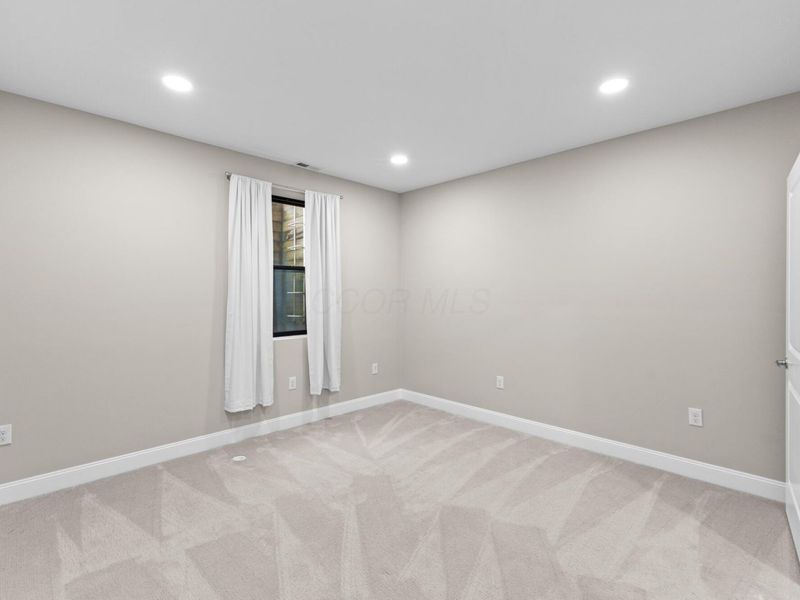 306 Neruda Avenue , Columbus, OH 43215 Photo 52