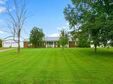 1181 Old Louisville Road, Salvisa, KY 40372