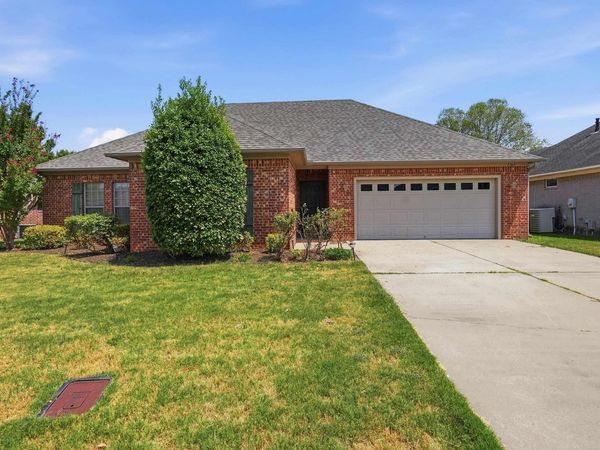 1160 Calloway Drive , Conway, AR 72034