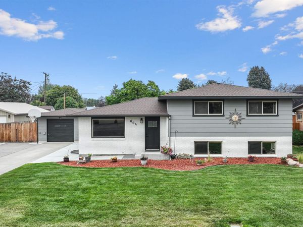604 Adams St., Kimberly, ID 83341