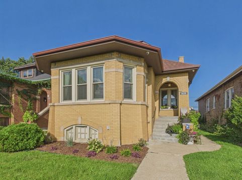 Main Photo