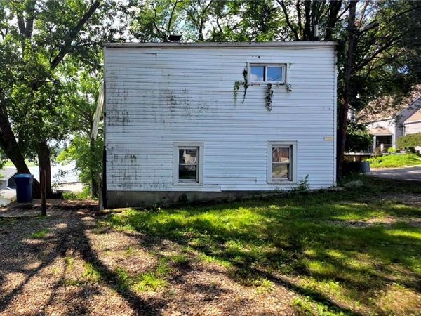 2554 Mountain View Avenue , Lakemore, OH 44250