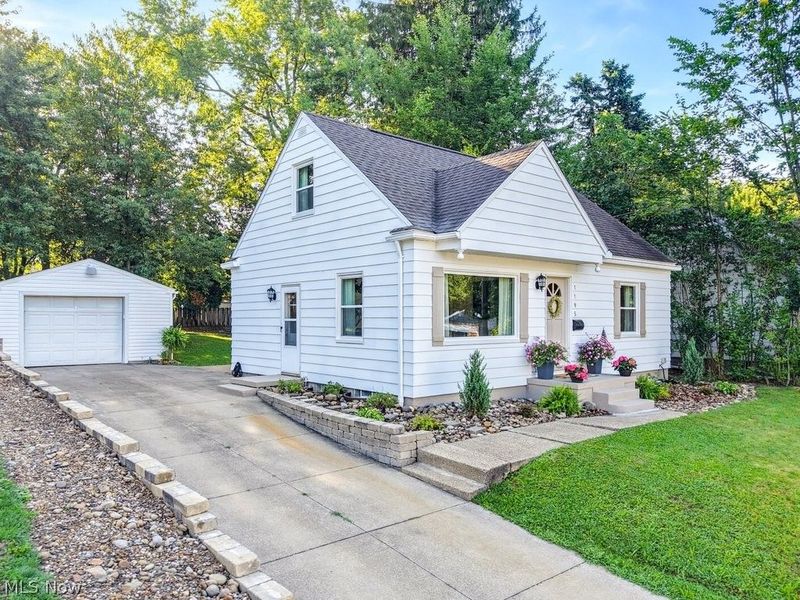 1195 Sawyer Avenue, Akron, OH 44310 Photo 35