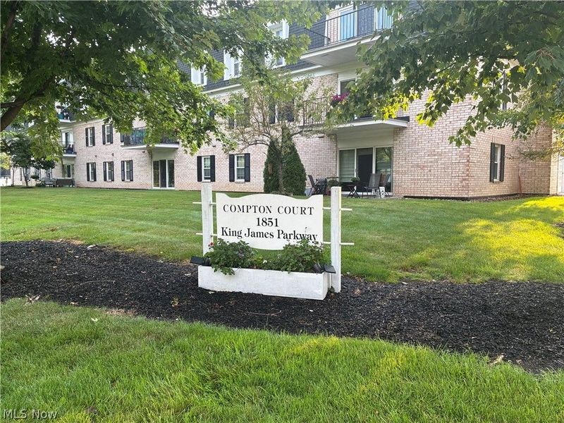 1851 King James Parkway , Unit 211, Westlake, OH 44145 Photo 3