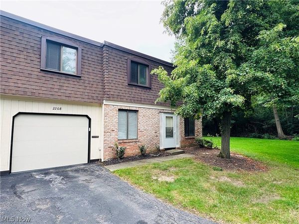 1651 Mentor Avenue , Unit 2208, Painesville, OH 44077