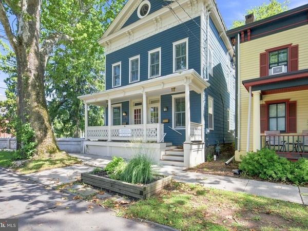 39 S MAIN STREET, PENNINGTON, NJ 08534