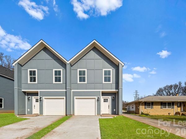 341 N Hoskins Road, Charlotte, NC 28216