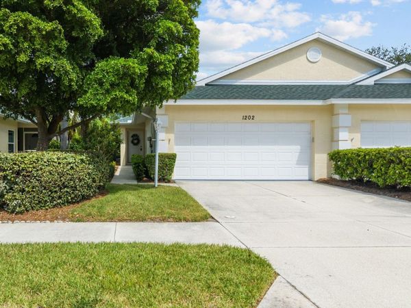 1202 AUBURN COVE CIRCLE , VENICE, FL 34292
