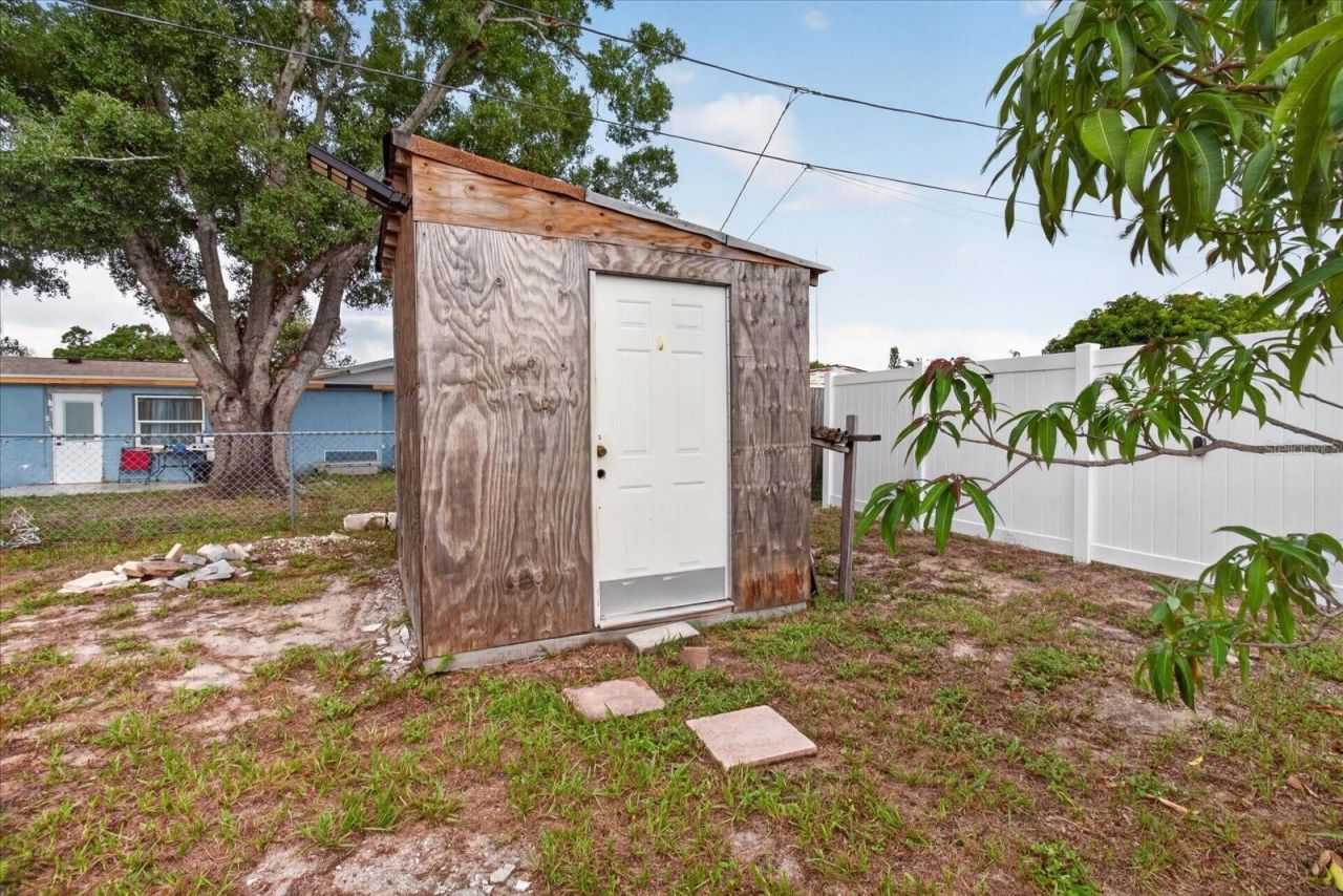 1031 Conoley Lane, Holiday, FL 34691 Photo