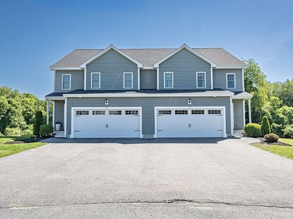 77 Riverside Dr, Unit 77, Lakeville, MA 02347