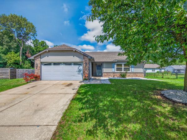 6122 Carrie Place , Indianapolis, IN 46237