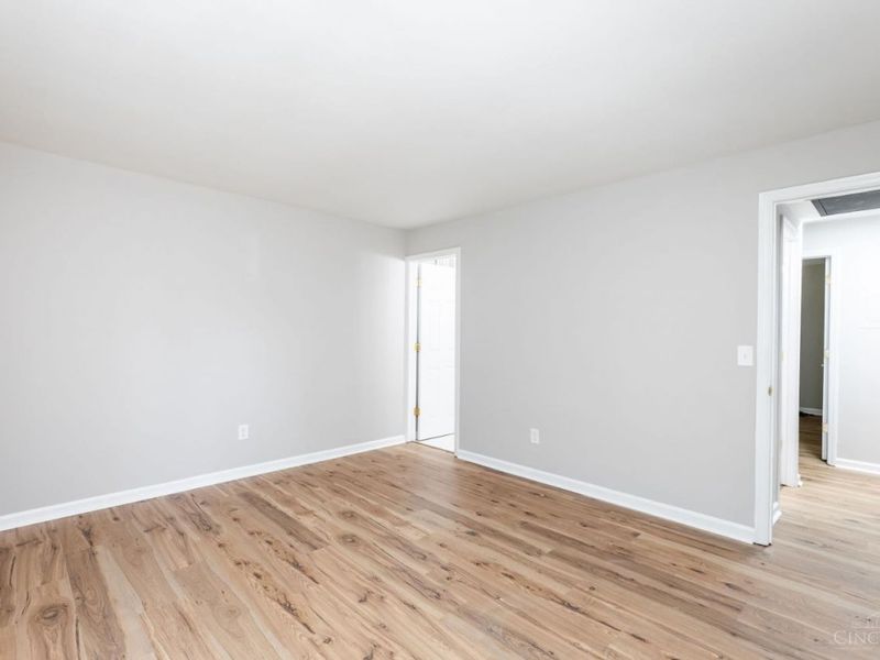 3825 Petoskey Avenue, Unit 21, Mariemont, OH 45227 Photo 14