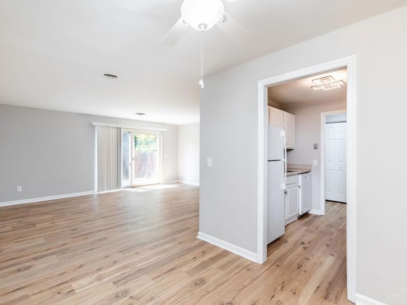 3825 Petoskey Avenue, Unit 21, Mariemont, OH 45227 Photo 7