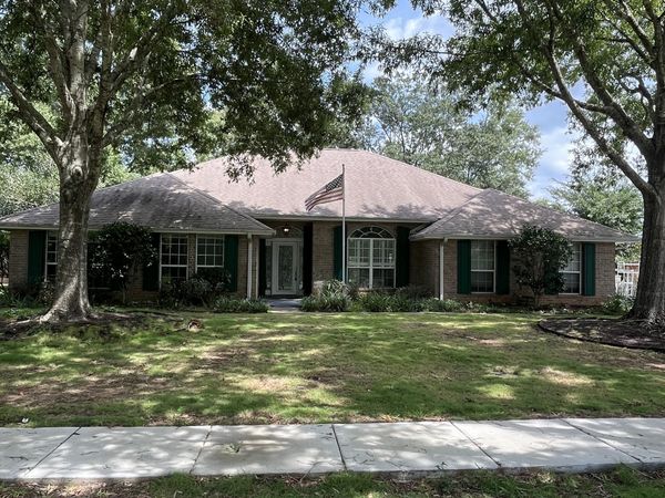 12700 Briarwood Drive, Foley, AL 36535