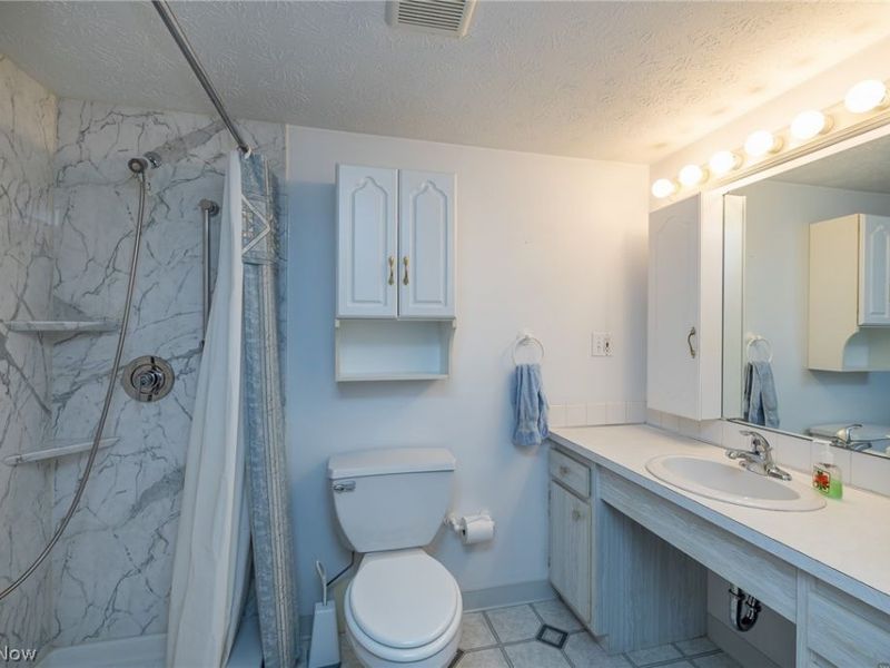 4179 Columbia Road, Unit 109, North Olmsted, OH 44070 Photo 13