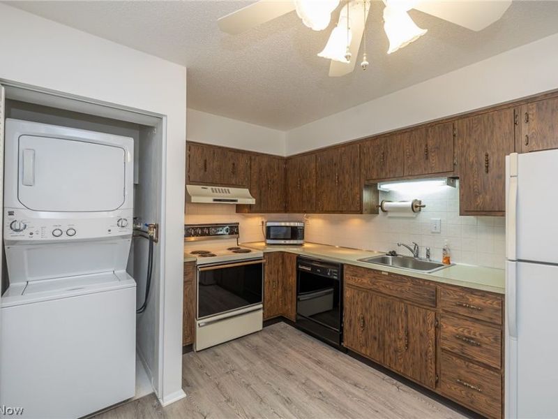 4179 Columbia Road, Unit 109, North Olmsted, OH 44070 Photo 15