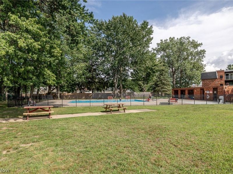 4179 Columbia Road, Unit 109, North Olmsted, OH 44070 Photo 21