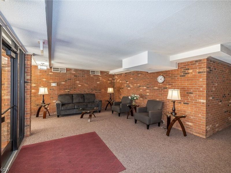 4179 Columbia Road, Unit 109, North Olmsted, OH 44070 Photo 4
