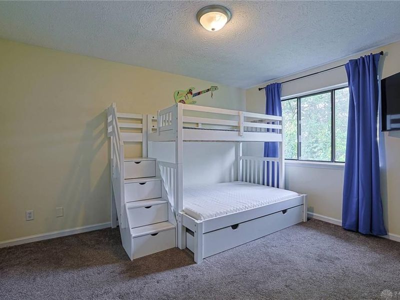 7661 Brams Hill Drive, Washington Township, OH 45459 Photo 15