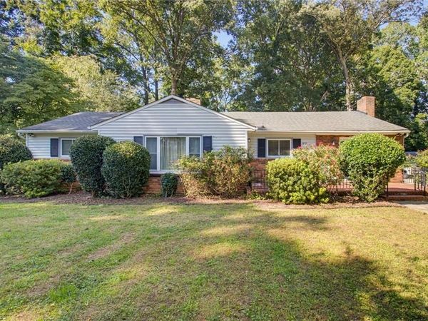 1817 Fairview Boulevard , Winston-Salem, NC 27127