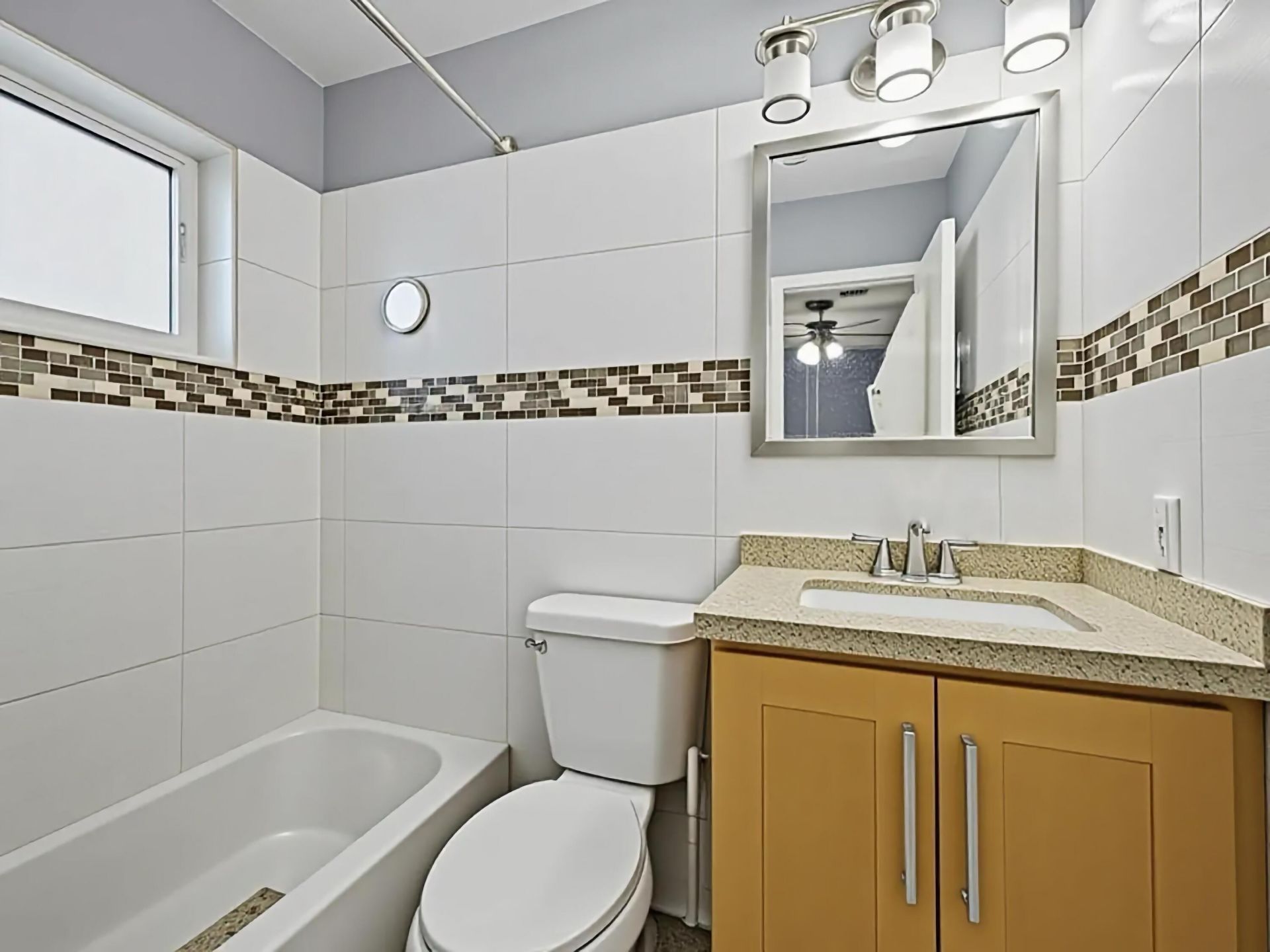 451 SE 1st Avenue, Unit A-B, Pompano Beach, FL 33060 Photo