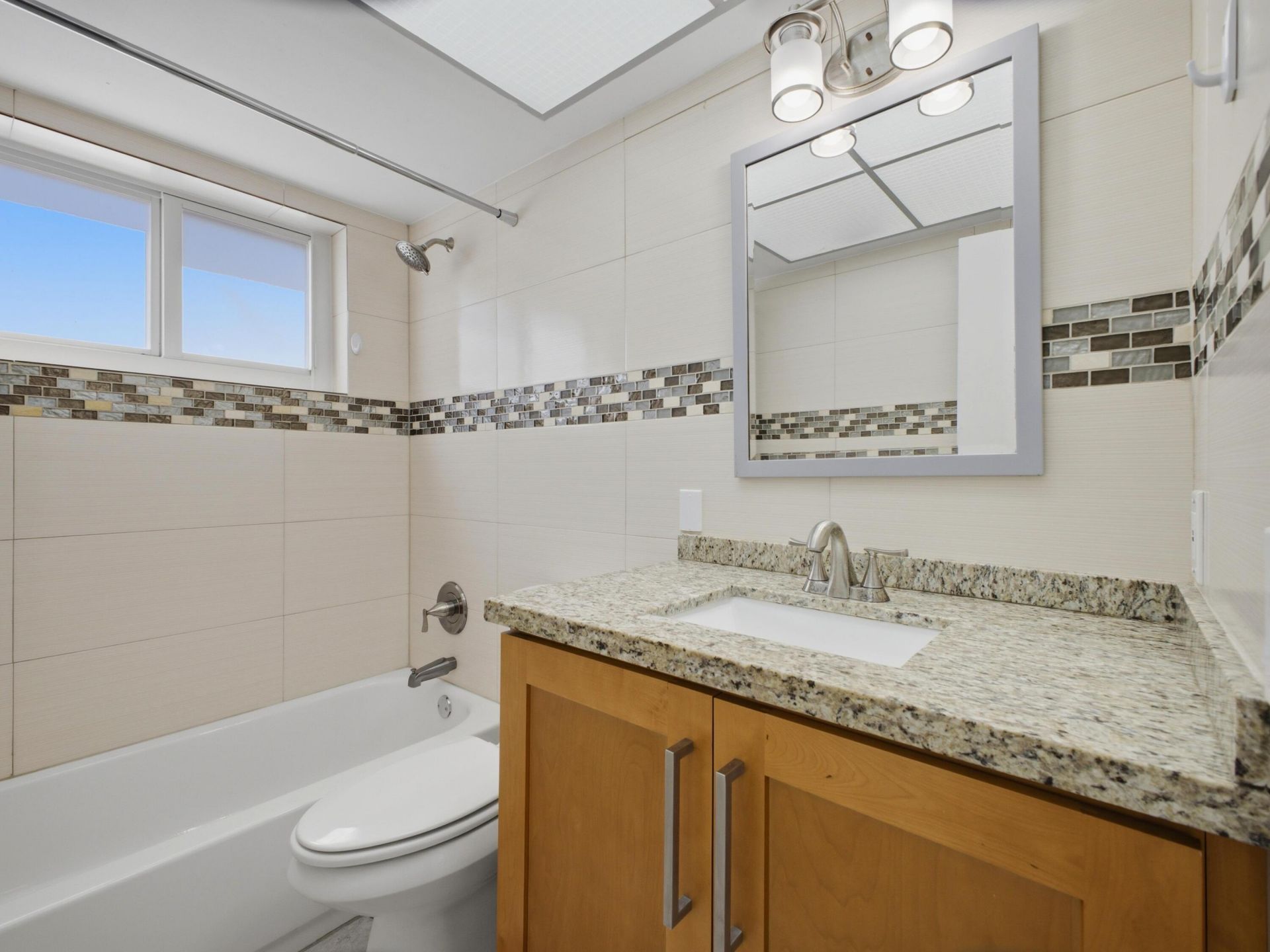 451 SE 1st Avenue, Unit A-B, Pompano Beach, FL 33060 Photo