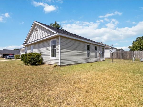 765 Hackberry, Springdale, AR 72762