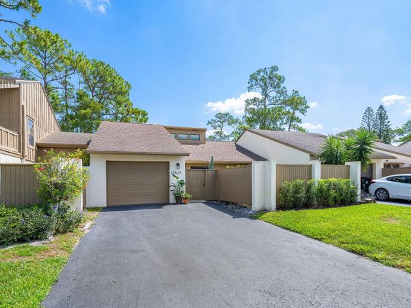 12621 SHADY PINES Court, Unit 12621, Wellington, FL 33414