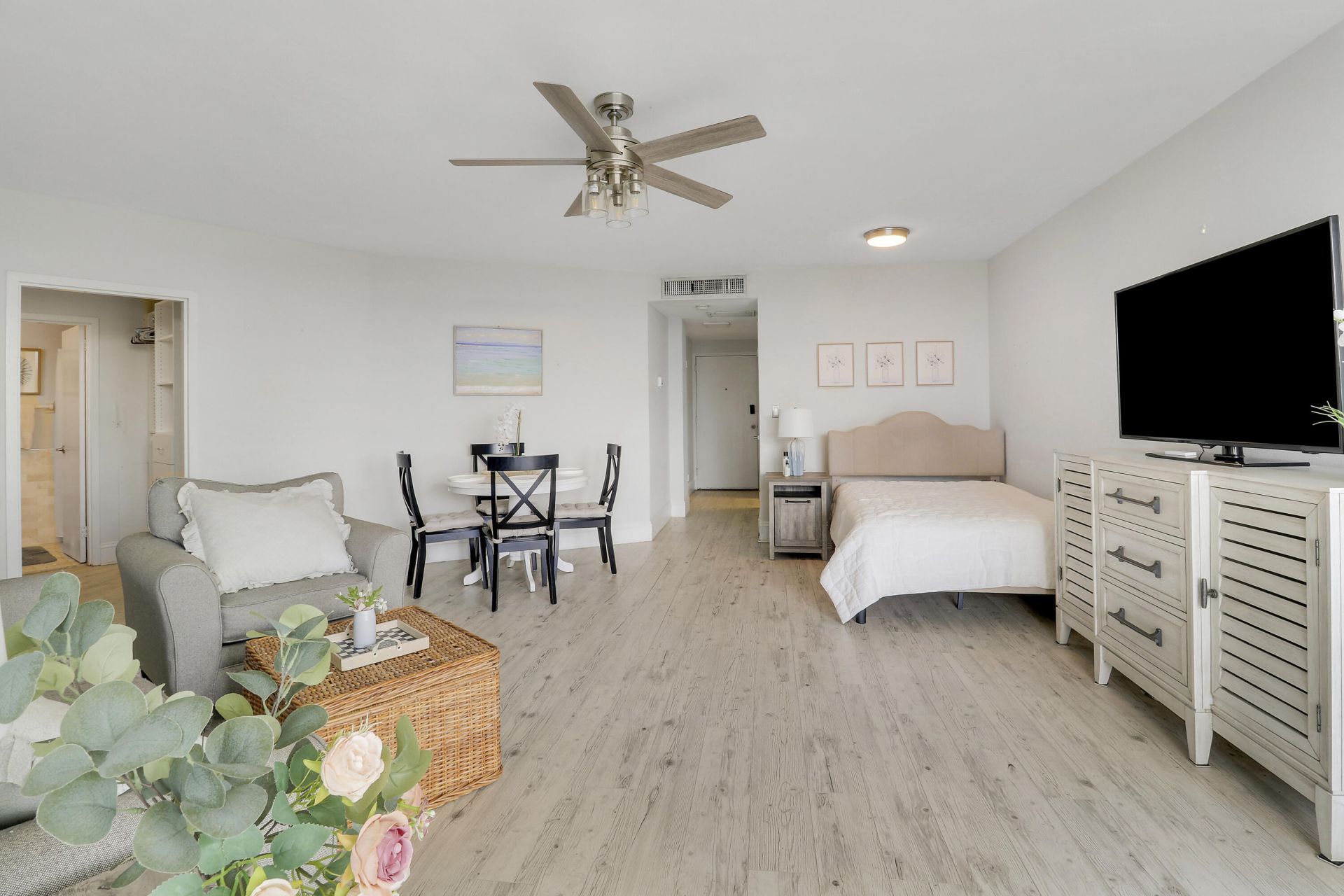 2800 N Flagler Drive, Unit 413, West Palm Beach, FL 33407 Photo