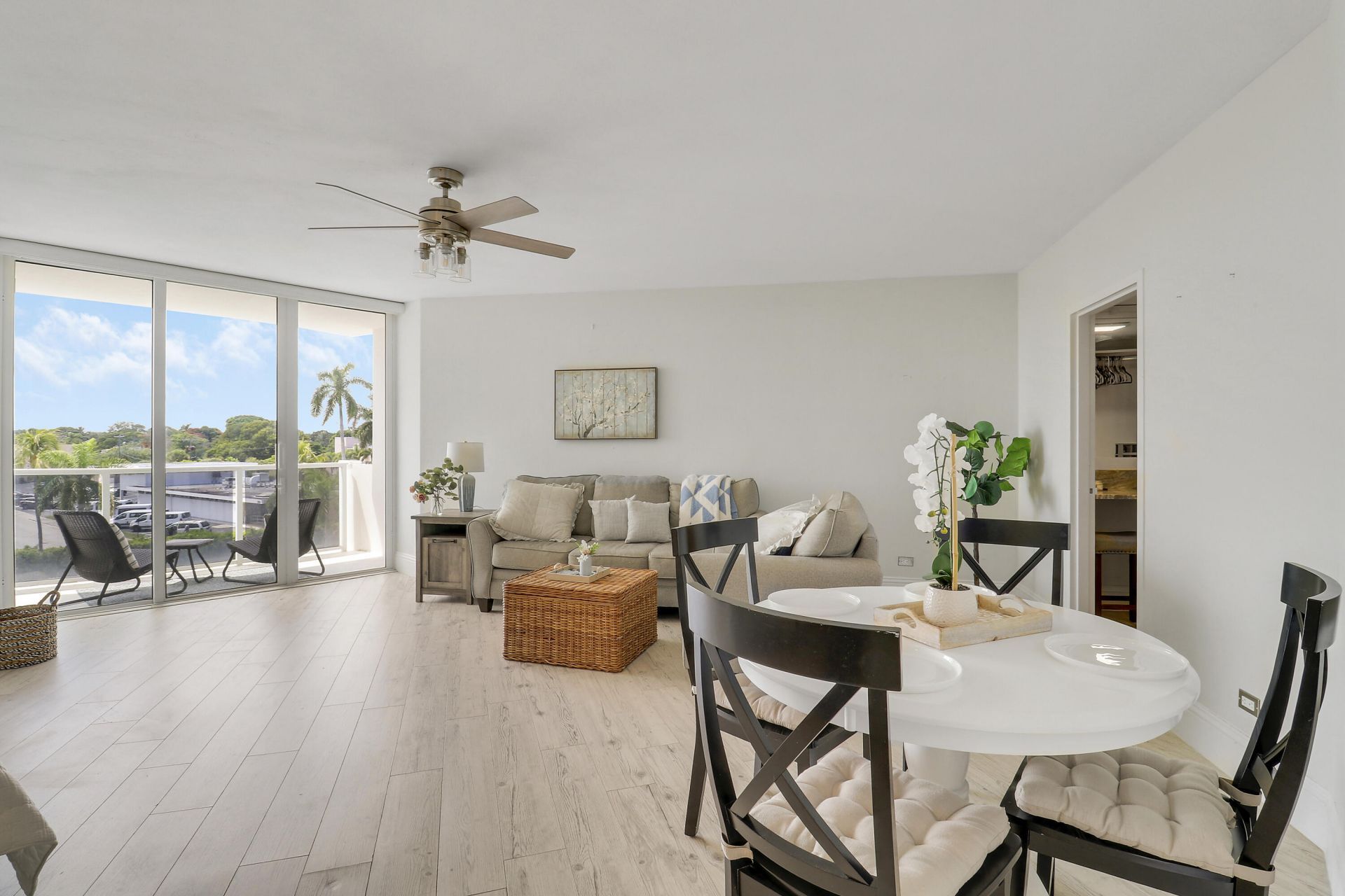 2800 N Flagler Drive, Unit 413, West Palm Beach, FL 33407 Photo